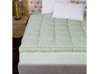 Single Size 1500GSM Bamboo Mattress Topper